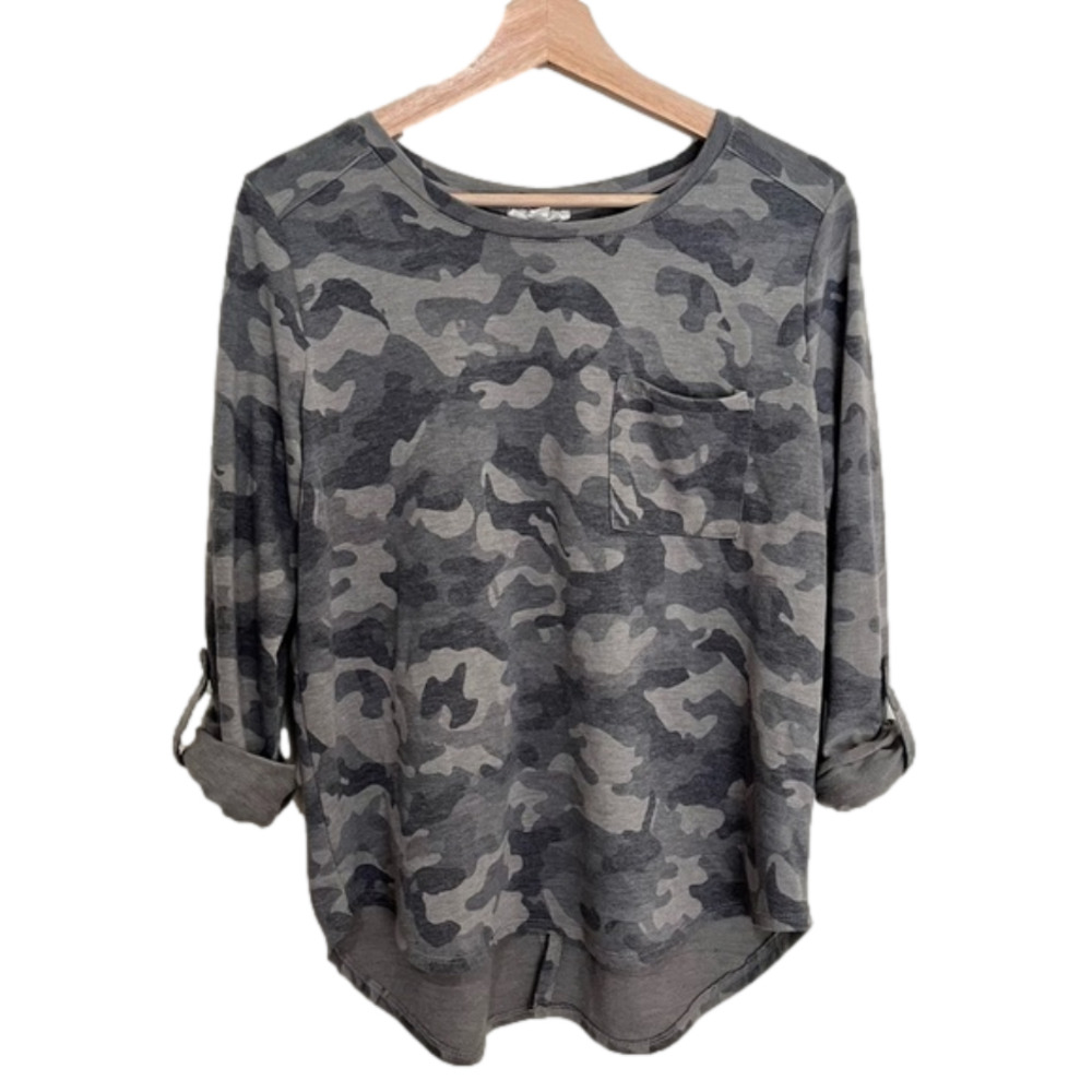 Jane & Delancey Camo Terry Sweatshirt Top Womens Size L Roll Tab Split Back Gray